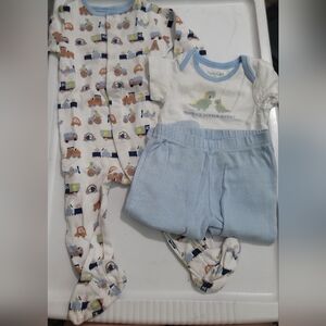Baby Boy Bundle w/outfit and pajamas 3-6 months